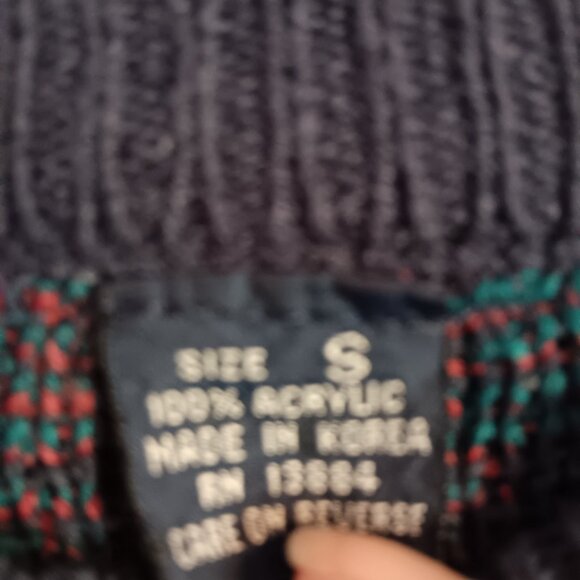 VINTAGE EDITIONS BY VAN HUESEN MEN'S CREW NECK SWEATER SIZE SMALL - Picture 7 of 7